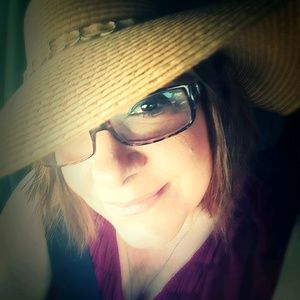 Meet your Posher, Karla